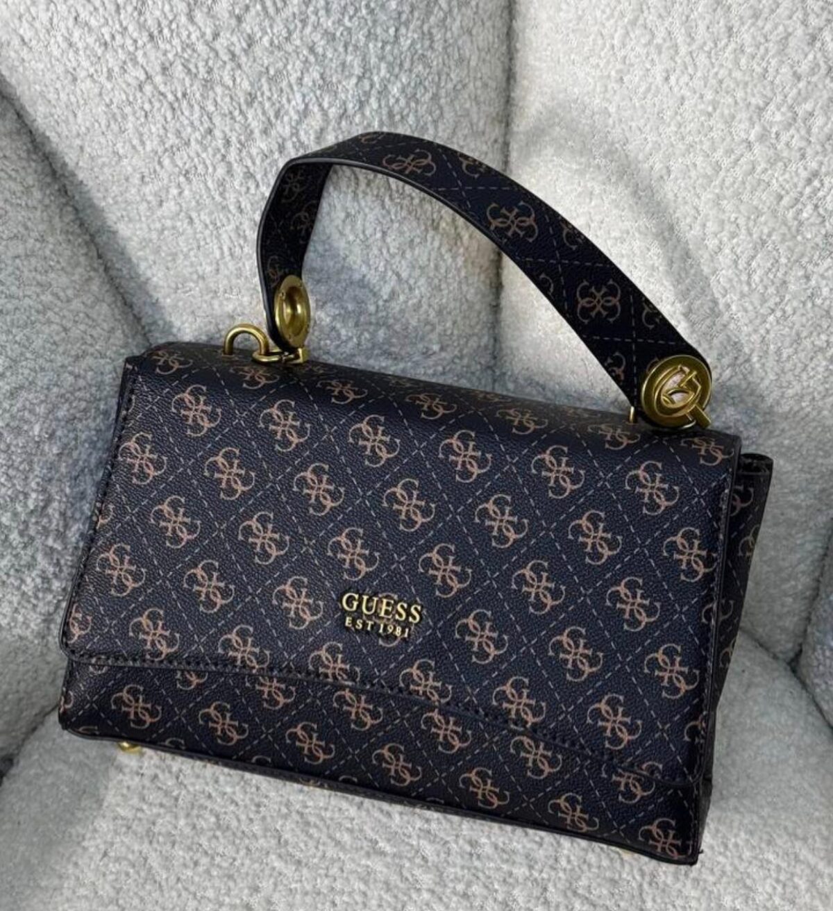 ⁦Guess women's bag.2⁩ - الصورة ⁦1⁩