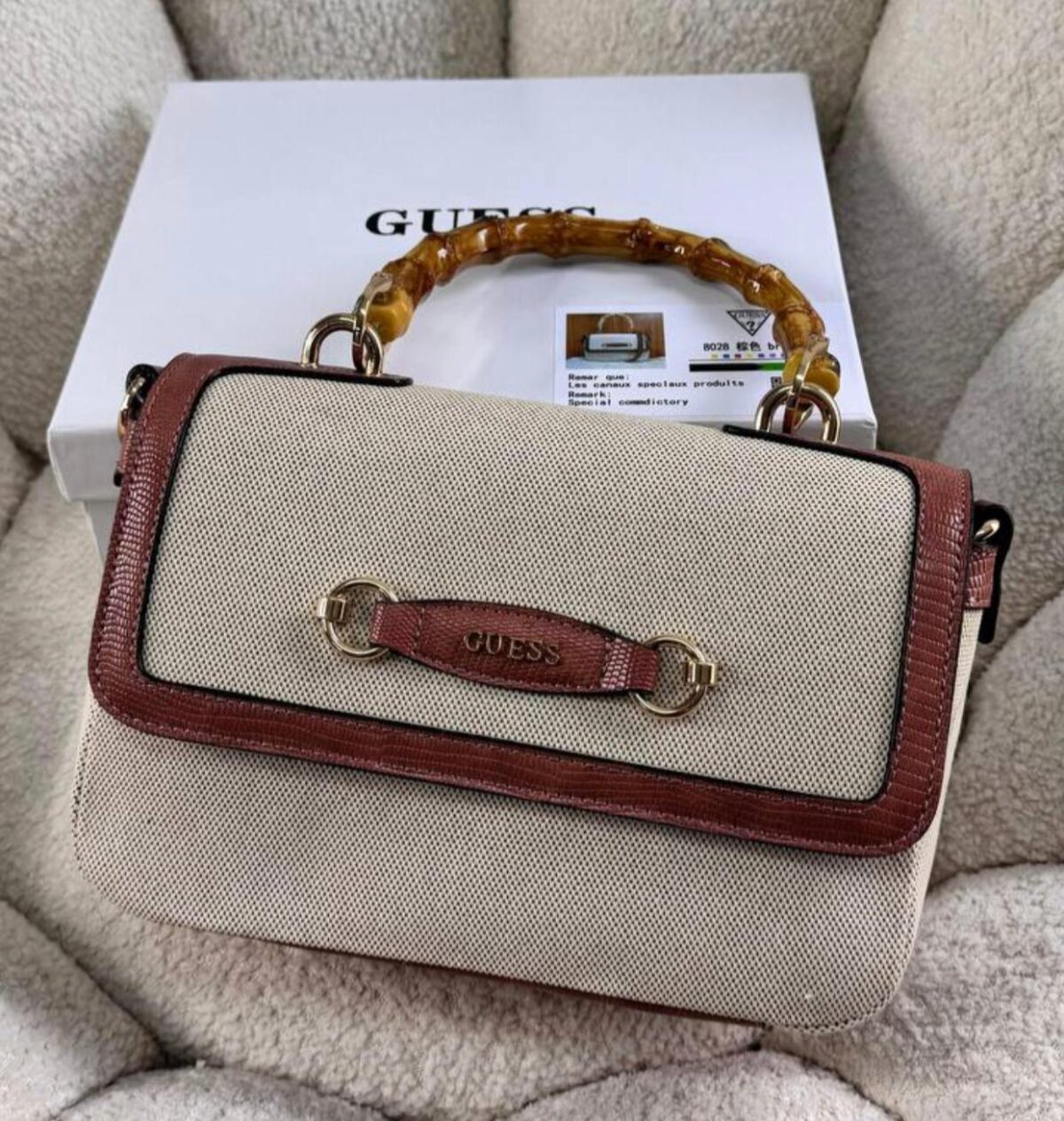 Guess women's bag.2 - Image 1